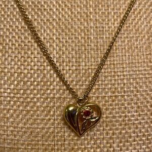 💫$10 add on. Sweet red stone gold heart necklace